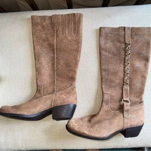 Clarks Artisan Tall Boots Riding 7 Brown Pull On